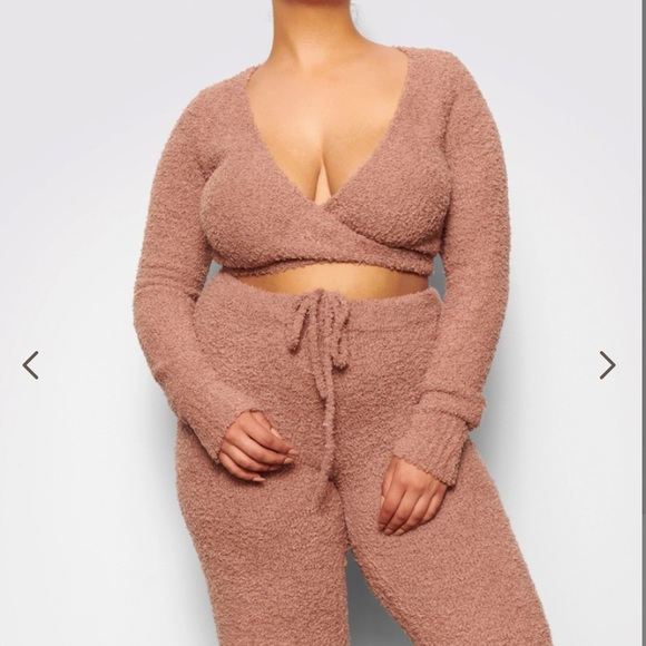 SKIMS Cozy Set - Rose Clay - Picture 1 of 4